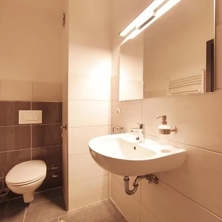 ベッド・アンド・ブレックファスト Bp24 3*